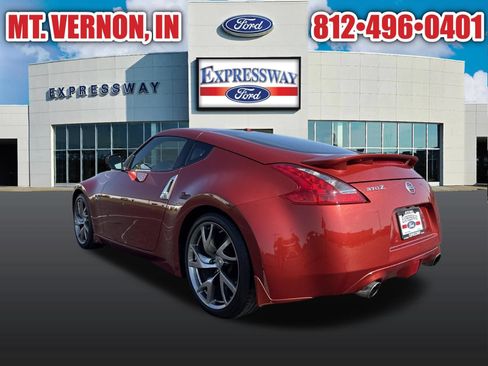 Used 2013 Nissan 370Z Touring w/ Sport Pkg RWD image 8