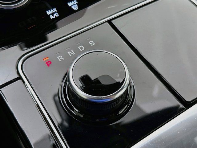 Used 2020 Land Rover Range Rover Velar R-Dynamic S AWD/4WD image 19