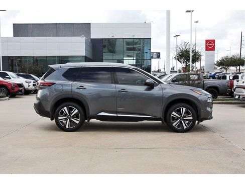 Used 2023 Nissan Rogue SL w/ SL Premium Package image 7