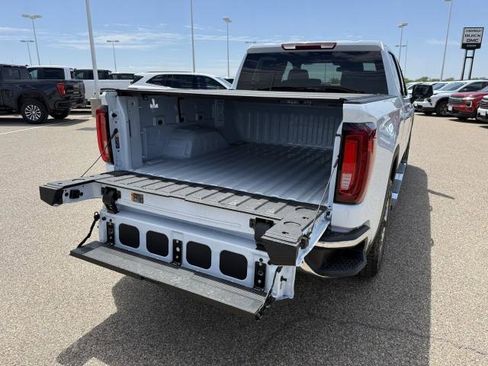 New 2026 GMC Sierra 1500 SLT RWD image 9