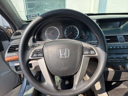Used 2011 Honda Accord EX image 21