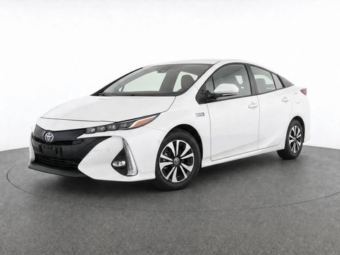 Used 2017 Toyota Prius Prime Advanced w/ Carpet Mat Package FWD image 1
