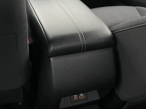 Used 2024 Nissan Altima 2.5 SV image 24