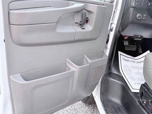 Used 2013 Chevrolet Express 2500 w/ Power Package RWD image 32
