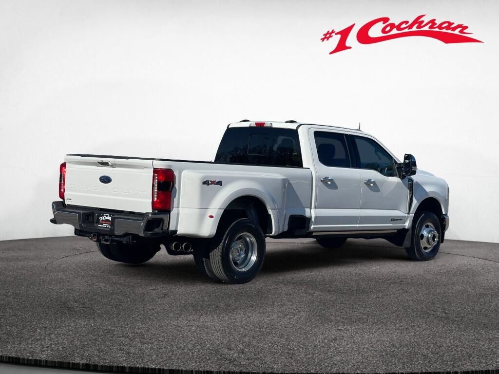 Used 2023 Ford F350 Lariat w/ Lariat Ultimate Package AWD/4WD image 28
