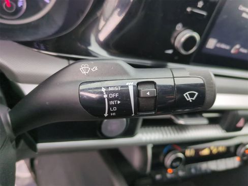 Used 2022 Kia K5 LXS image 25
