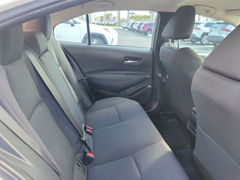 Used 2020 Toyota Corolla LE image 15