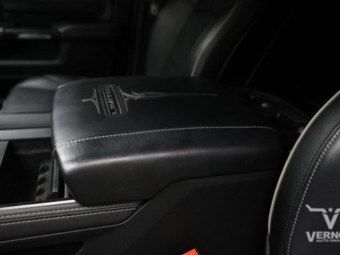 Used 2024 RAM 3500 Limited AWD/4WD image 15
