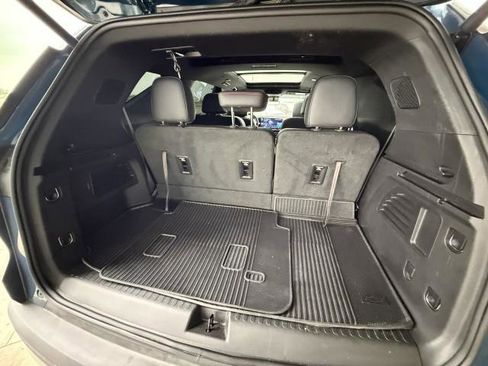 Used 2025 Chevrolet Traverse Z71 w/ Enhanced Driving Package AWD/4WD image 32