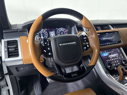 Used 2018 Land Rover Range Rover Sport SVR AWD/4WD image 25
