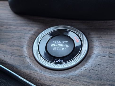 Used 2024 Jeep Grand Cherokee L Summit w/ High Altitude Package image 22