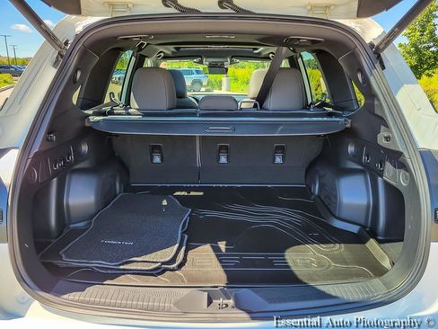 Certified 2026 Subaru Forester Premium AWD/4WD image 28