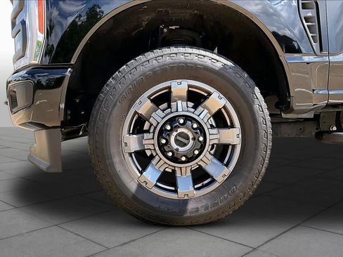 Used 2023 Ford F250 XL w/ STX Appearance Package AWD/4WD image 11