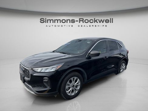 Used 2023 Ford Escape Active image 10