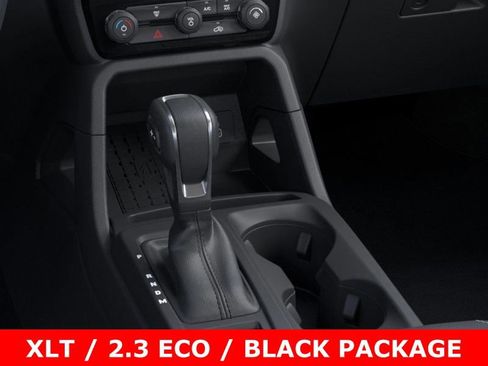 New 2025 Ford Ranger XLT w/ Black Appearance Package image 15