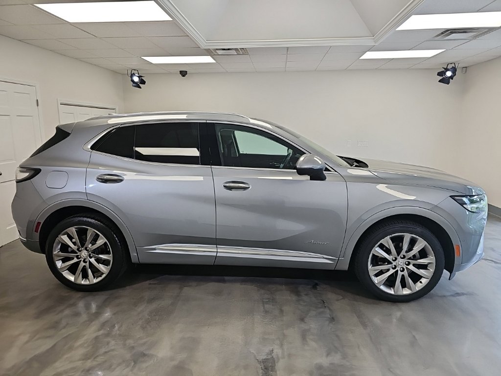Used 2023 Buick Envision Avenir AWD/4WD image 2