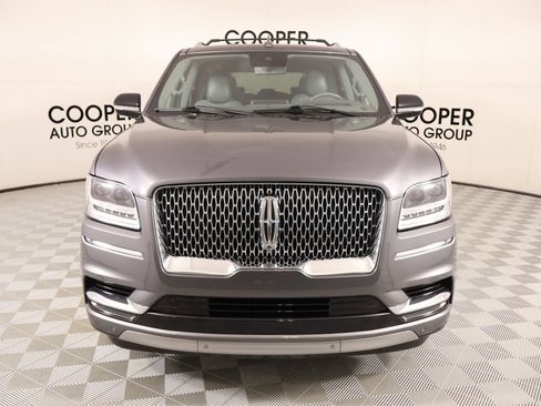 Used 2021 Lincoln Navigator Reserve w/ Luxury Package AWD/4WD image 9