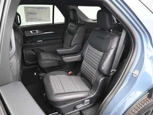 New 2026 Ford Explorer ST-Line w/ ST-Line Street Pack RWD image 20