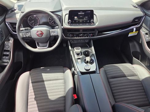 New 2026 Nissan Rogue SV AWD/4WD image 8
