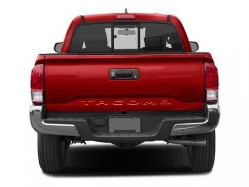 Used 2017 Toyota Tacoma SR5 image 5