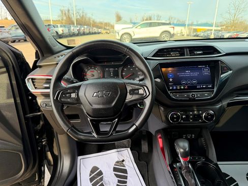 Certified 2021 Chevrolet TrailBlazer RS w/ Convenience Package image 28