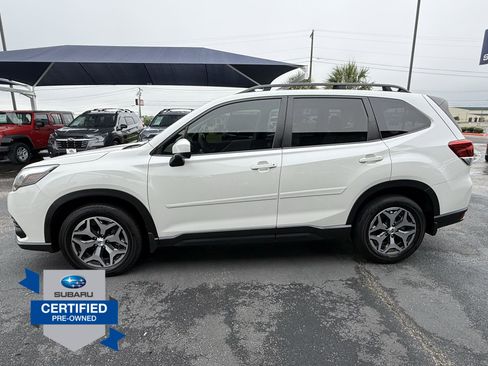 Used 2024 Subaru Forester Premium AWD/4WD image 10