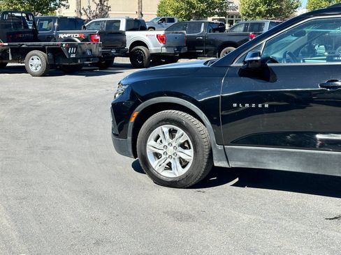 Used 2022 Chevrolet Blazer LT AWD/4WD image 8