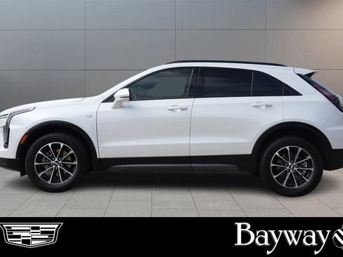 Used 2024 Cadillac XT4 Sport image 4
