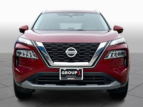 Used 2021 Nissan Rogue SV w/ Premium Package image 3