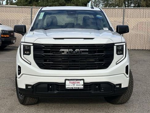 New 2026 GMC Sierra 1500 Elevation image 2