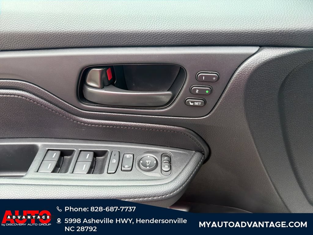Used 2025 Honda Odyssey EX-L image 9