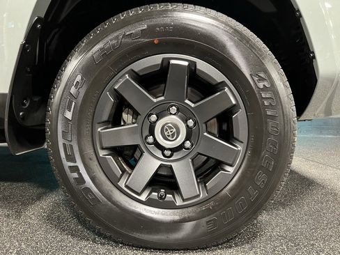 Used 2022 Toyota 4Runner Trail Special Edition image 28