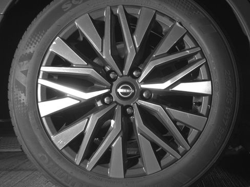 Used 2025 Nissan Altima 2.5 SV image 15