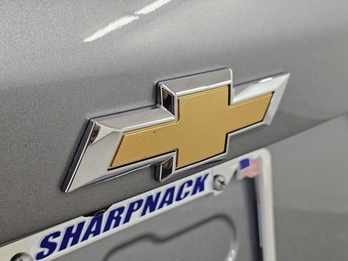 Used 2025 Chevrolet Equinox LT FWD image 23