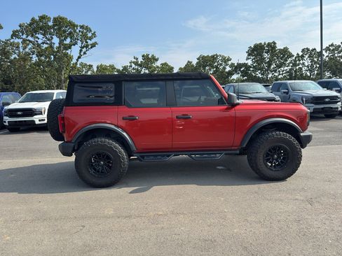 Used 2022 Ford Bronco 4-Door AWD/4WD image 4