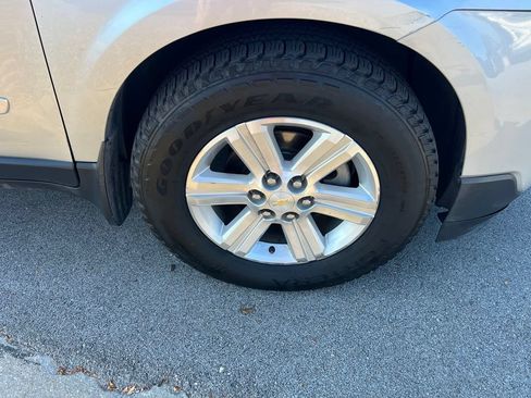 Used 2014 Chevrolet Traverse LT AWD/4WD image 12