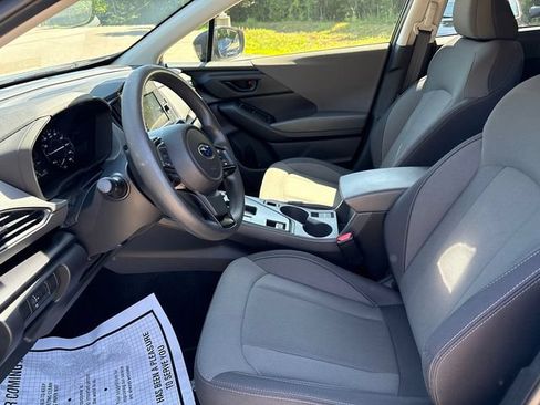 Used 2024 Subaru Crosstrek 2.0i AWD/4WD image 32