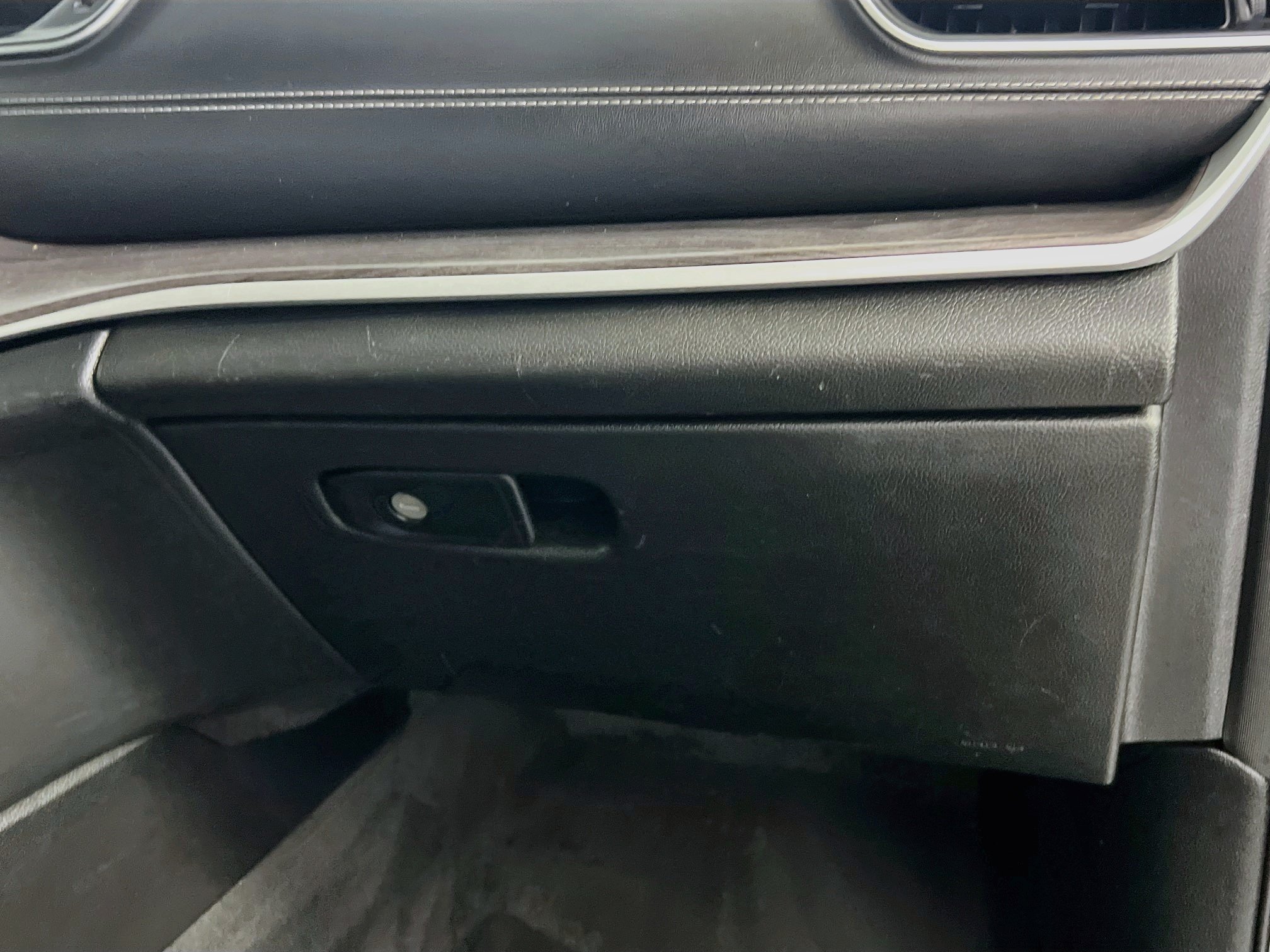 Used 2022 Jeep Grand Cherokee L Limited RWD image 34