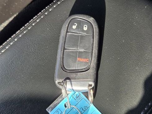 Used 2019 Jeep Cherokee Latitude Plus image 20