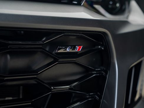 Used 2022 Chevrolet Camaro ZL1 RWD image 6