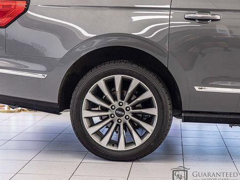 Used 2021 Lincoln Navigator L Reserve w/ Luxury Package AWD/4WD image 10