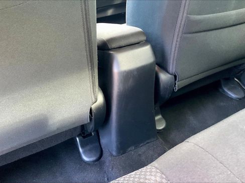 Used 2019 Honda Fit LX image 35