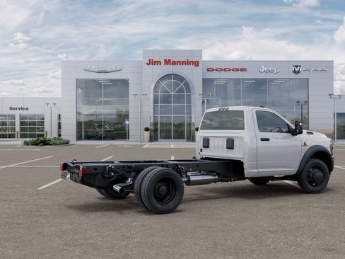 New 2025 RAM 4500 Tradesman RWD image 4
