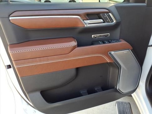 Used 2024 GMC Sierra 1500 Denali Ultimate image 17