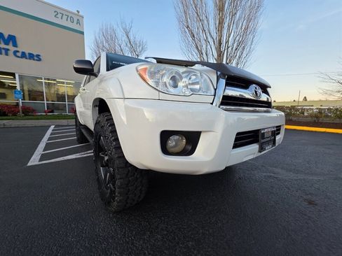 Used 2007 Toyota 4Runner SR5 image 10