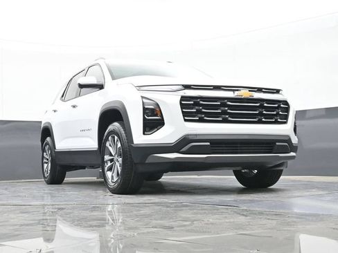 New 2026 Chevrolet Equinox LT w/ Convenience Package II FWD image 51