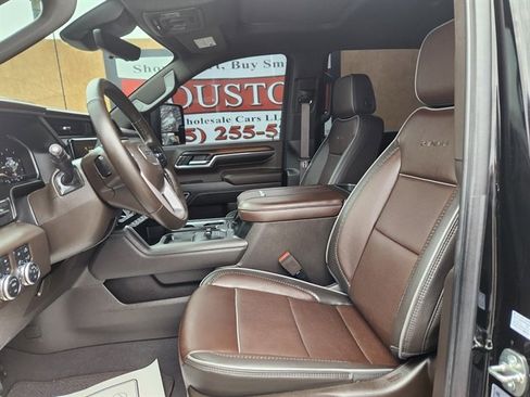 Used 2024 GMC Sierra 2500 Denali w/ Denali Reserve Package AWD/4WD image 7