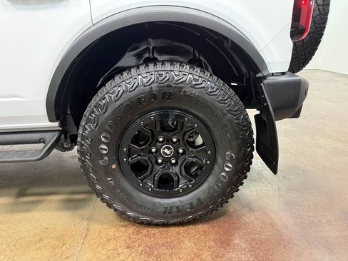 Used 2024 Ford Bronco Wildtrak AWD/4WD image 90