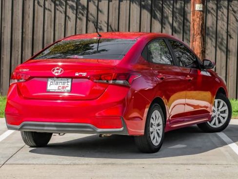 Used 2020 Hyundai Accent SE image 10