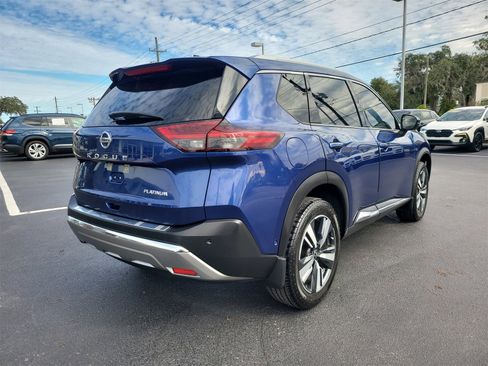 Used 2021 Nissan Rogue Platinum image 6